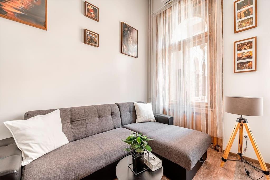 Brendon Design Home Budapest Bagian luar foto